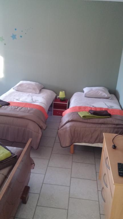 Chambres D'Hotes Les Maisses Mison 외부 사진
